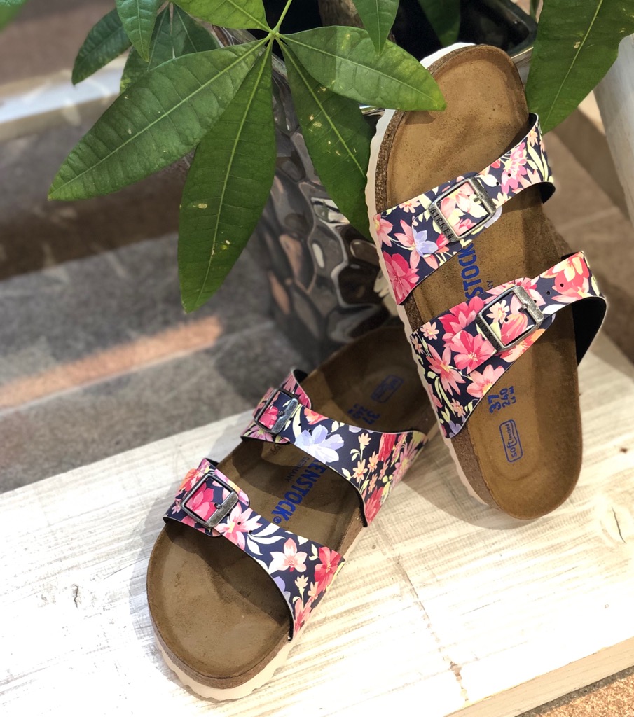 ビルケンシュトック サンダル BIRKENSTOCK 花柄サンダル - 靴