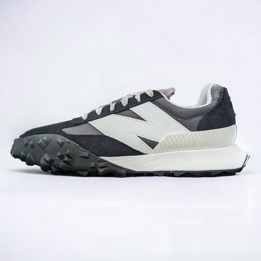 送料無料】New Balance[ニューバランス]/XC-72シリーズ/ GRAY[UXC72NG] / BLACK[UXC72NB]  /D幅(やや細い) ラギッドで厚みのあるソールユニットが特徴の「XC-72」シリーズ | あかい靴のオンラインストア 【あかい靴 Web Shop】